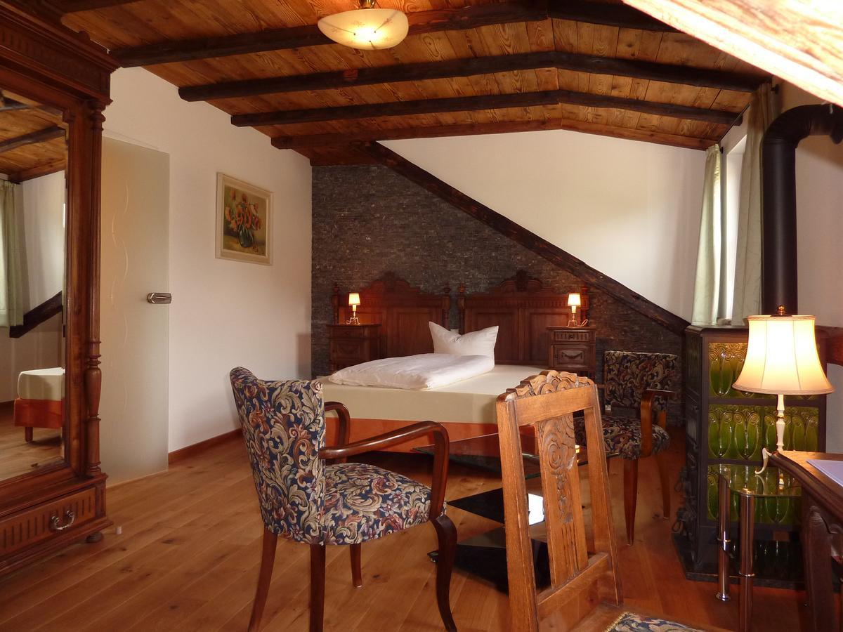 Historisches Genusshotel Loewen Schopfheim Ngoại thất bức ảnh