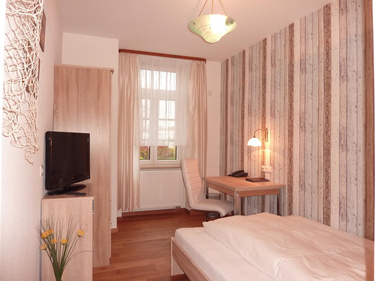 Historisches Genusshotel Loewen Schopfheim Ngoại thất bức ảnh
