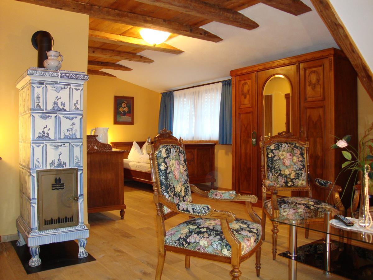 Historisches Genusshotel Loewen Schopfheim Ngoại thất bức ảnh